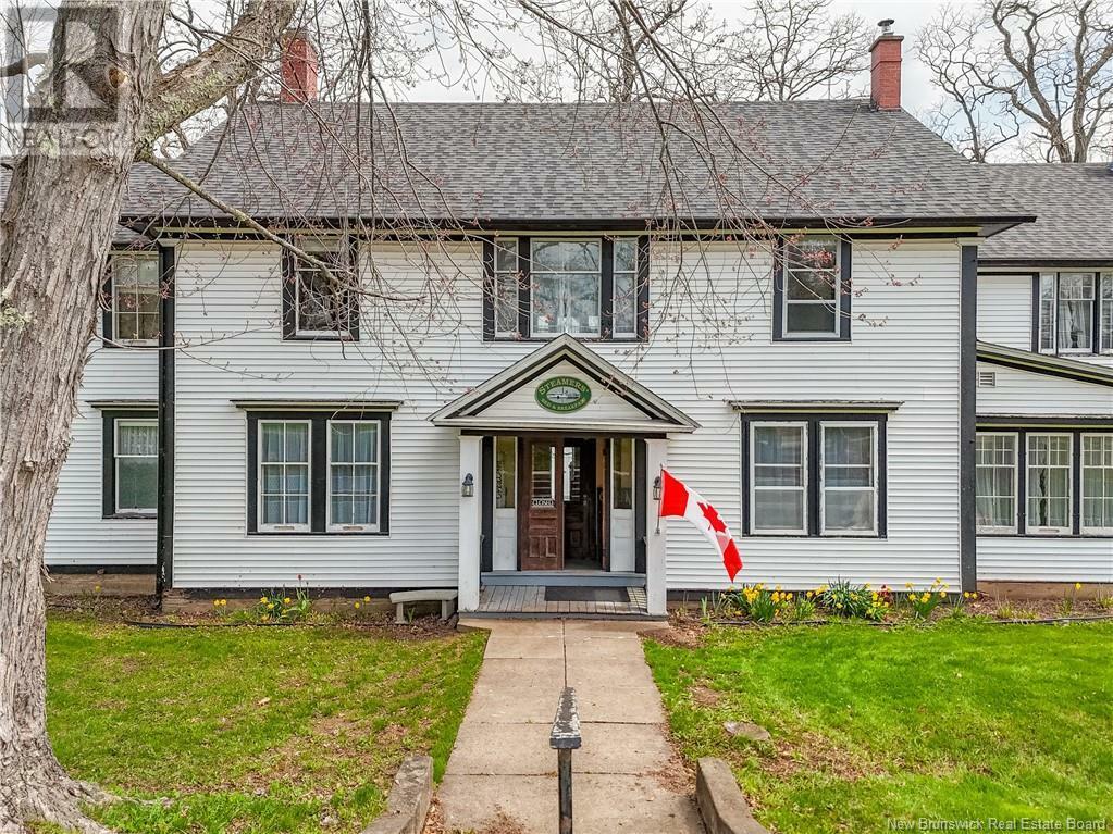 Property Photo:  74 Front Street  NB E5M 1A1 