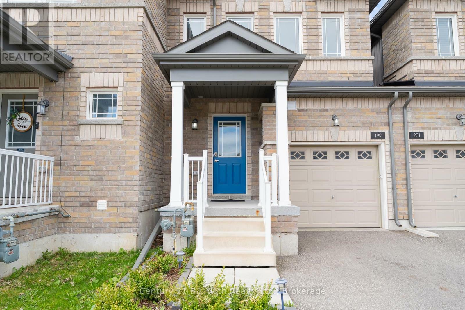 Photo de la propriété: 199 Diana Drive ON L3V 8J8