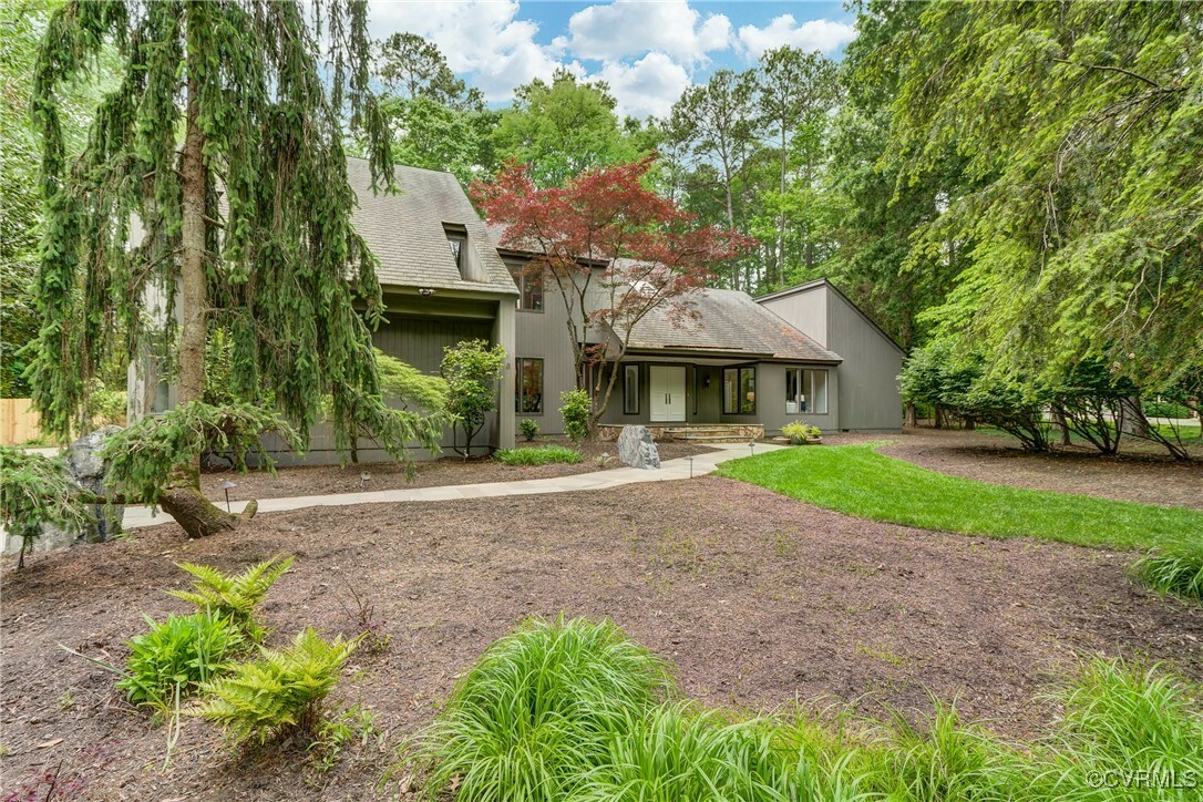 Property Photo: 9709 Old Dell Trace VA 23238