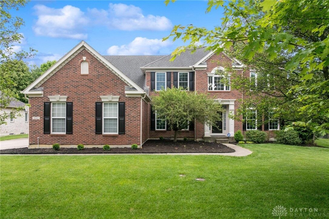 Property Photo: 1082 Kenworthy Place OH 45458