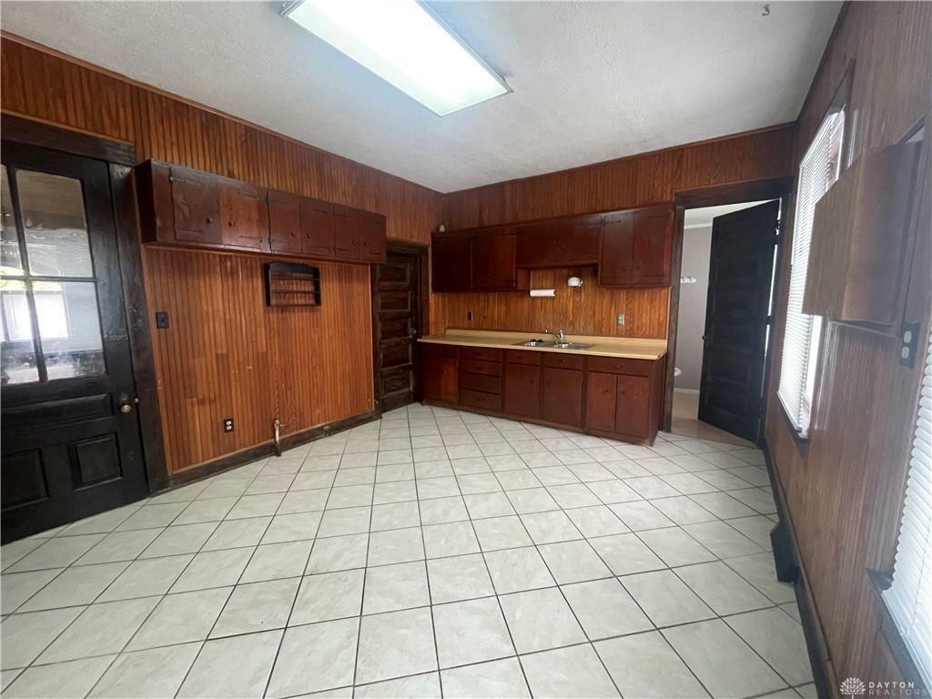 Property Photo: 254 Linden Avenue OH 45403