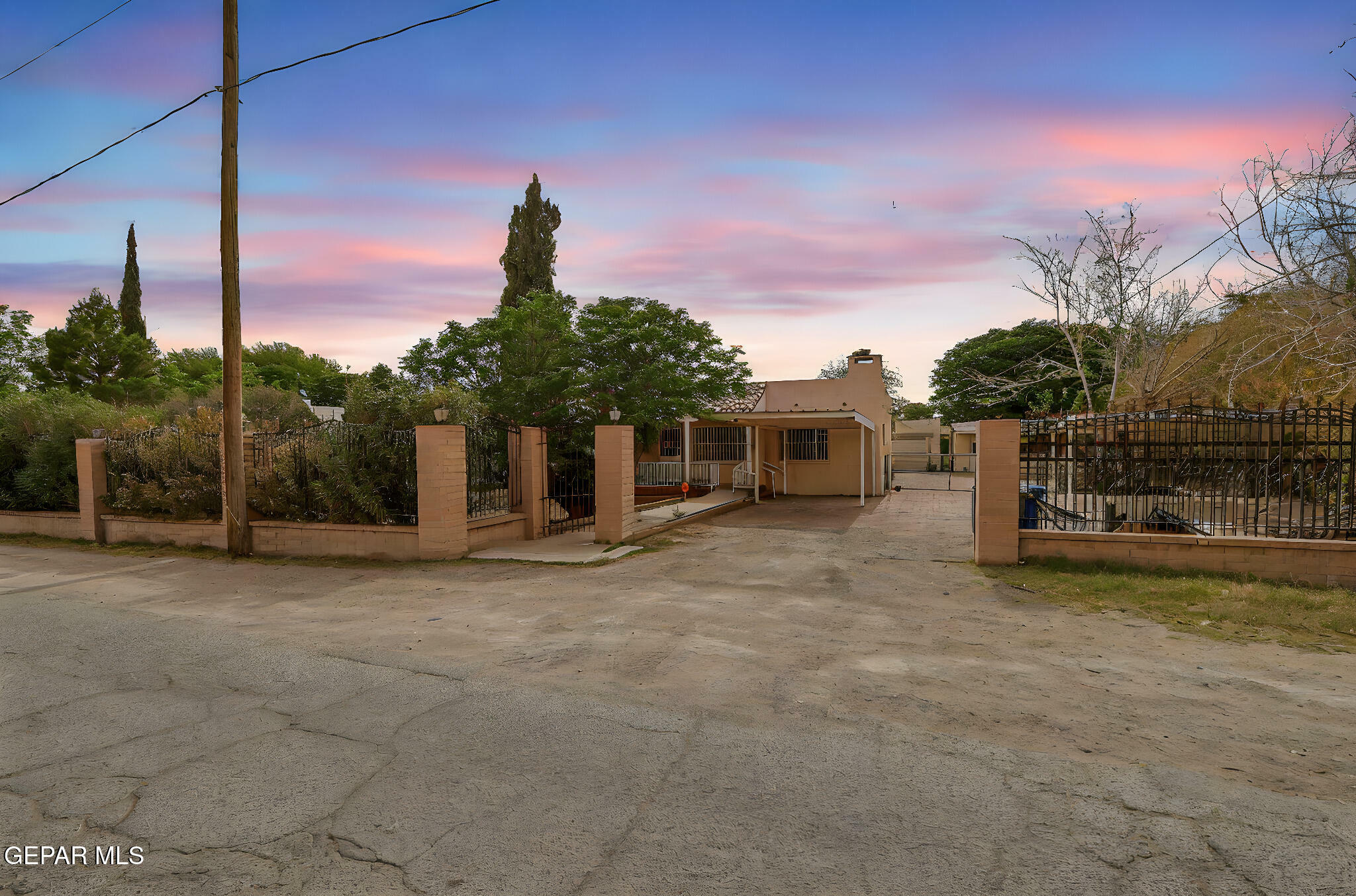 Property Photo: 7674 Barton Street TX 79915