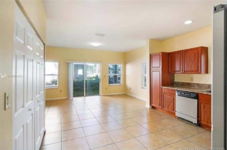 Property Photo: