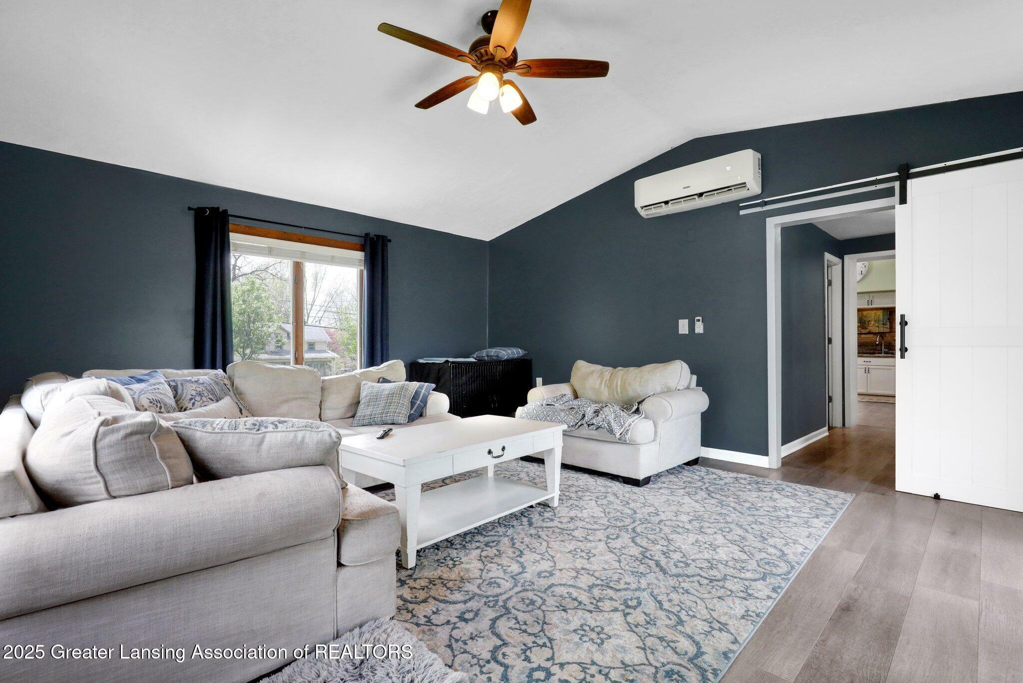 Property Photo: 513 E Grand River Road MI 48848