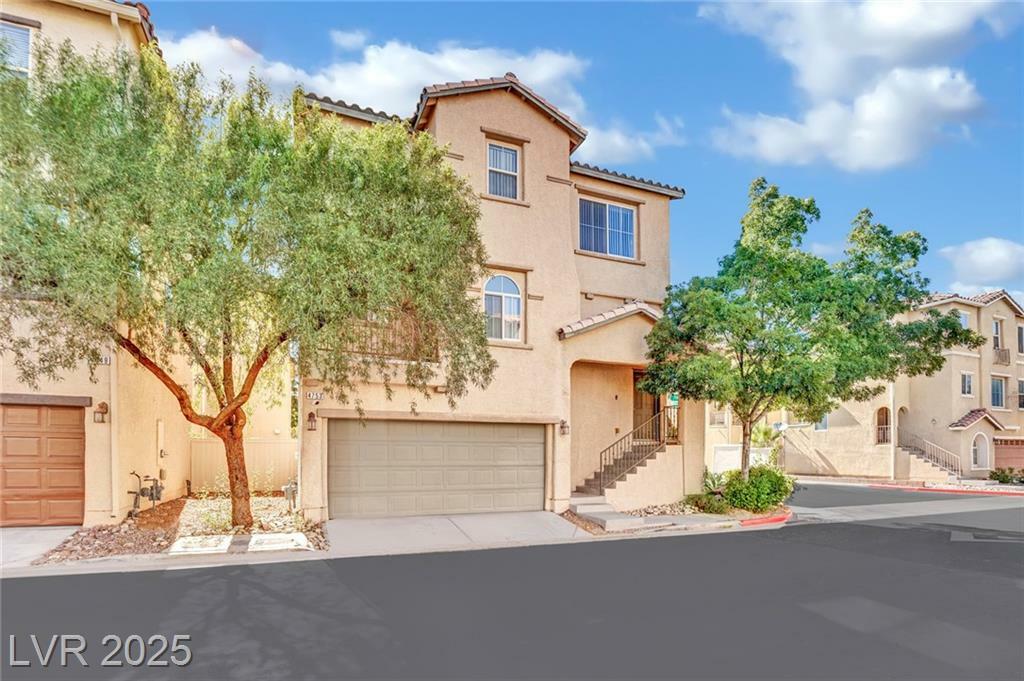 Property Photo: 4753 Priory Gardens Street NV 89130