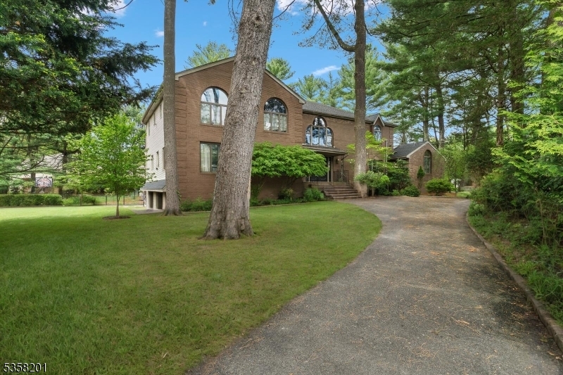 921 Franklin Lake Rd  Franklin Lakes Boro NJ 07417 photo