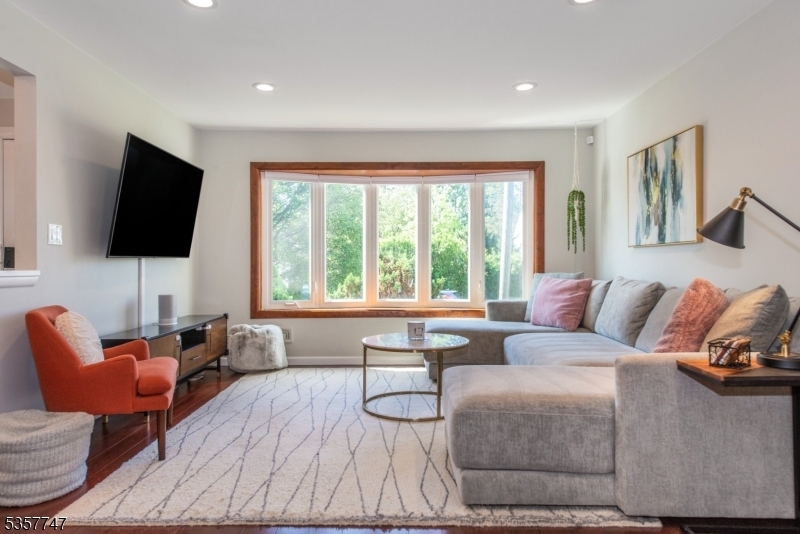Property Photo: 27 Elmbrook Pl NJ 07003