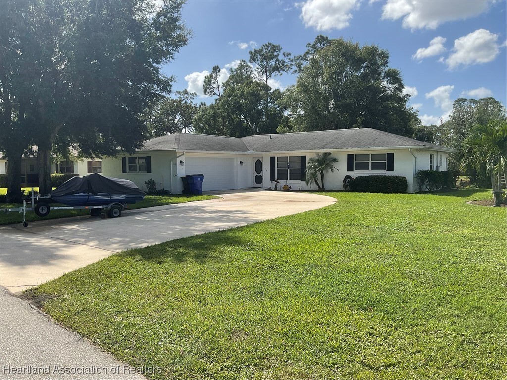 Property Photo: 1570 Spring Lane FL 33852