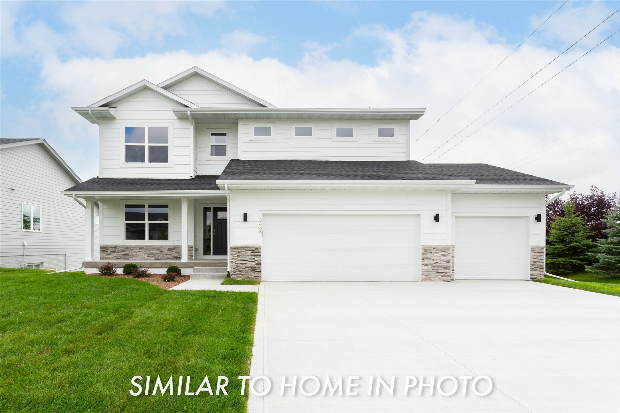 Property Photo: 213 Timberview Circle IA 50219