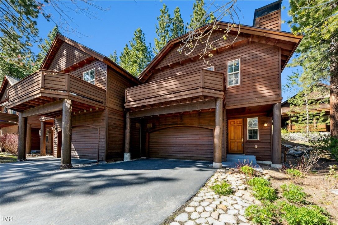Property Photo:  898 Peepsight Circle  NV 89451 