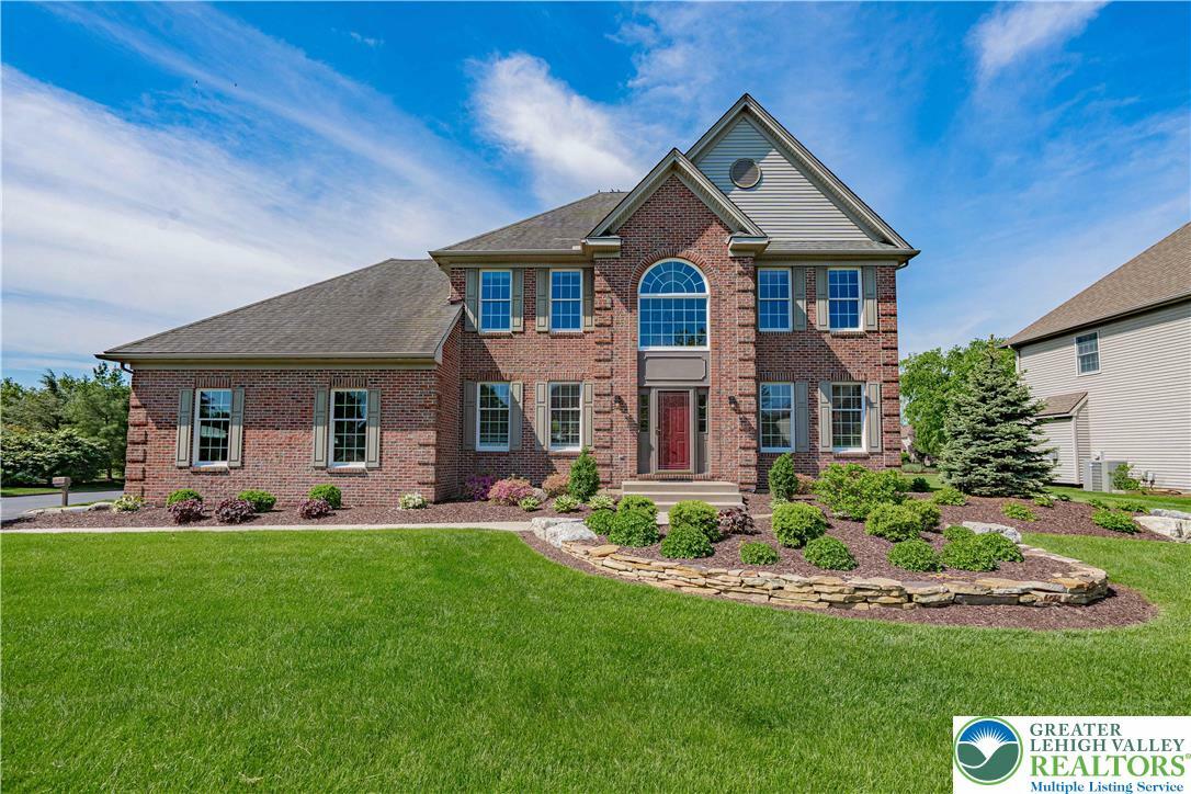 Property Photo:  220 Lilac Drive  PA 18104 