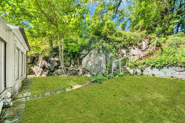 Property Photo: 34 Aka 172 Linn Place NY 10705
