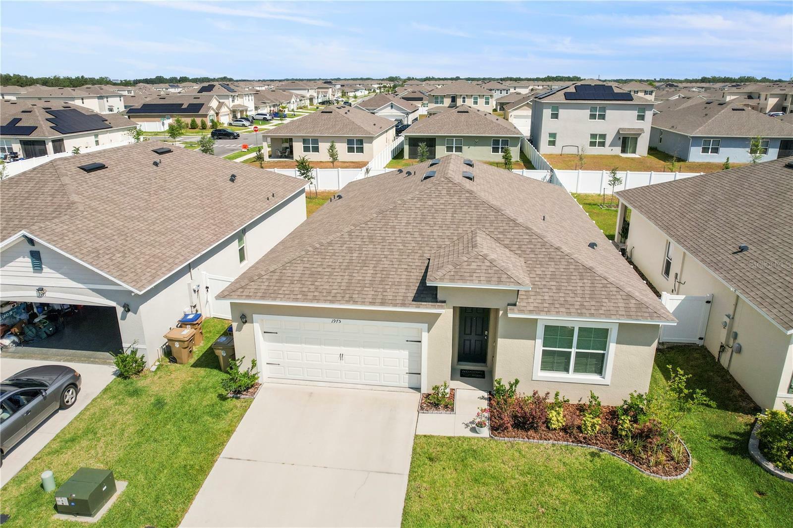 Property Photo: 1975 Cacutta Way FL 34744