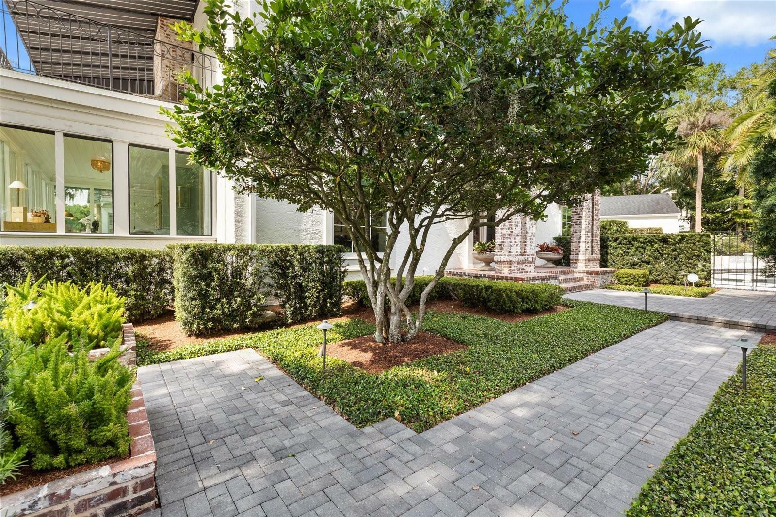 Property Photo: 104 Cortland Avenue FL 32789
