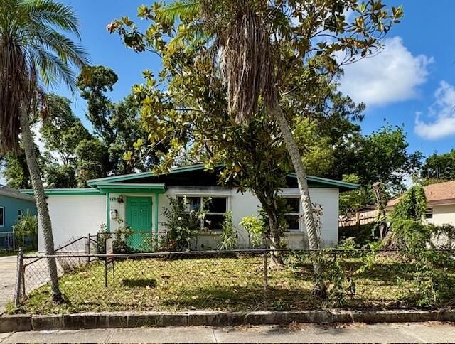 1758 35th Street  Sarasota FL 34234 photo