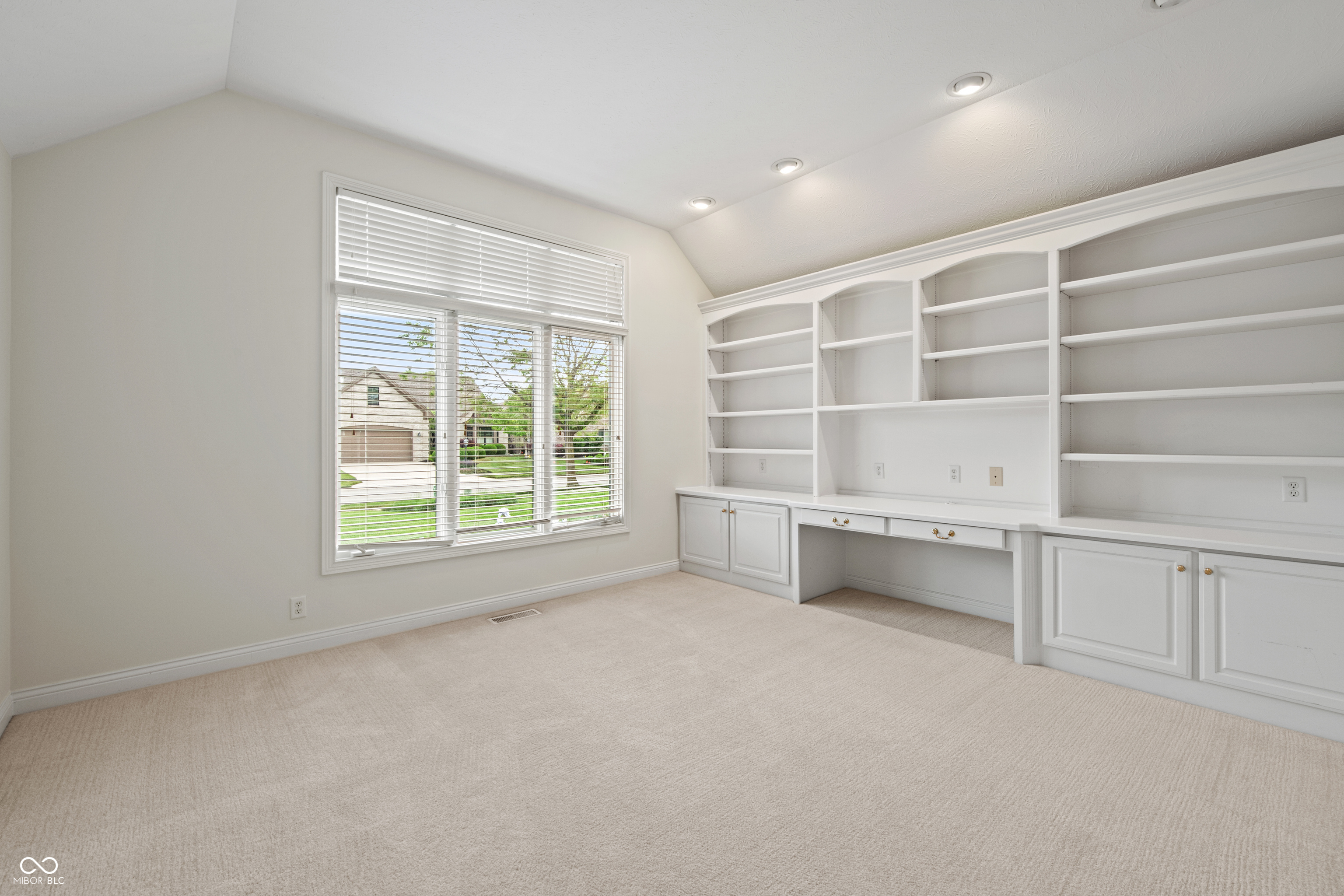 Property Photo: 12739 Kiawah Drive IN 46033