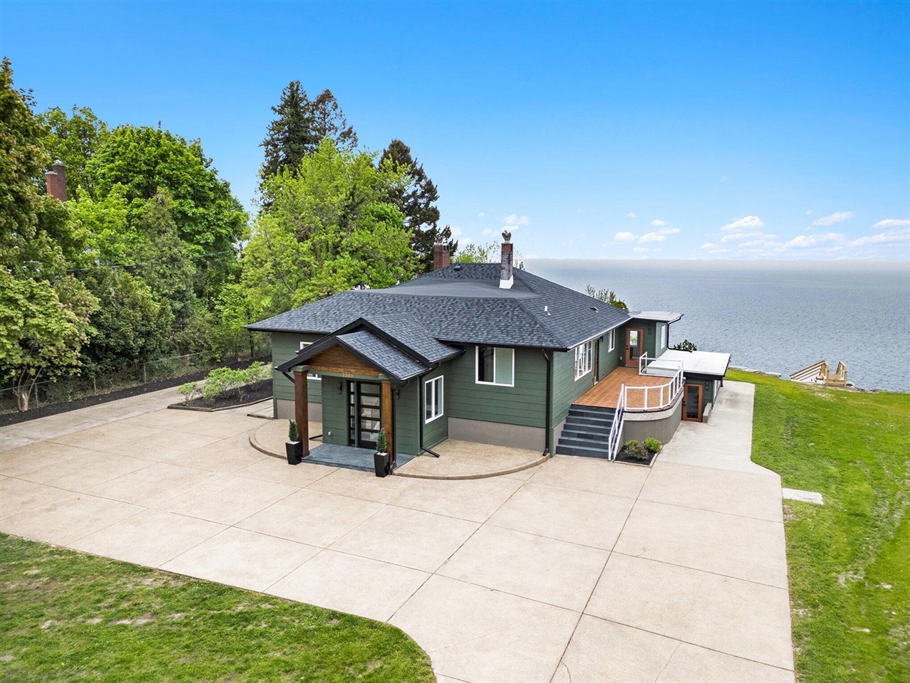 3500 Lakeshore Drive  Saint Joseph MI 49085-2926 photo