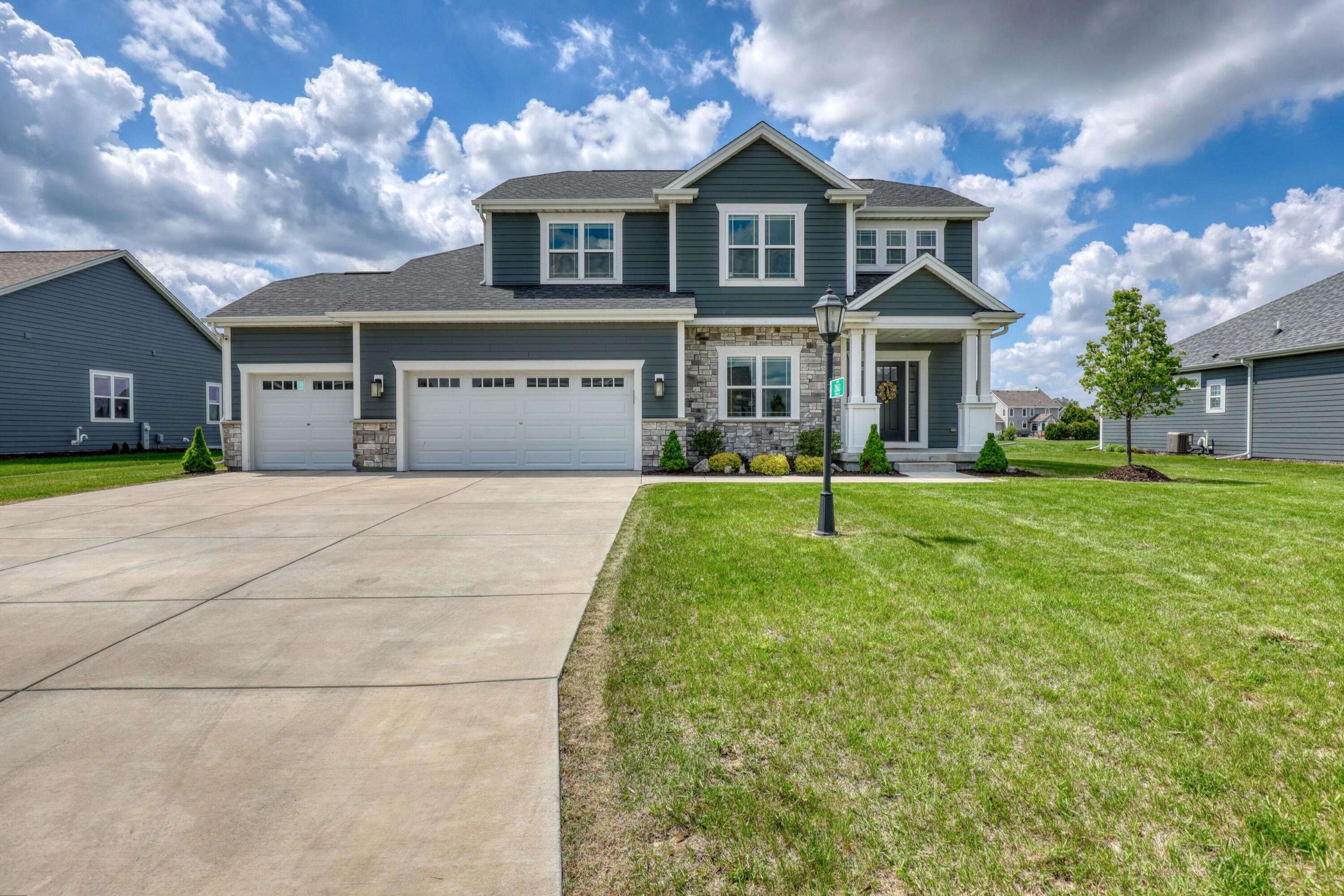 Property Photo: 2863 Kegonsa Dr WI 53066