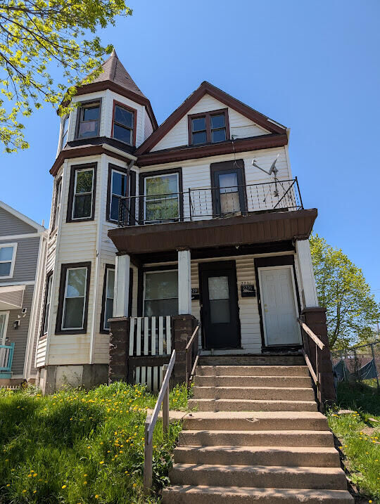 Property Photo: 2229 N 29th St WI 53208