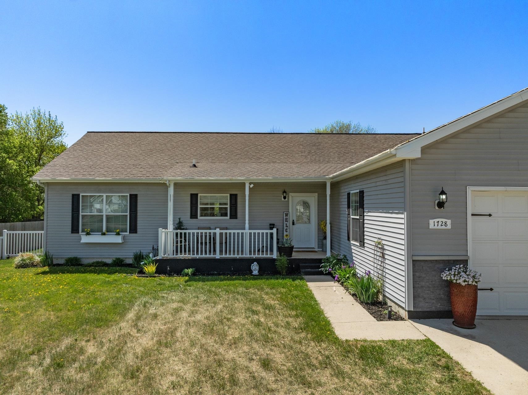 Property Photo: 1728 Rivers Edge ND 58701
