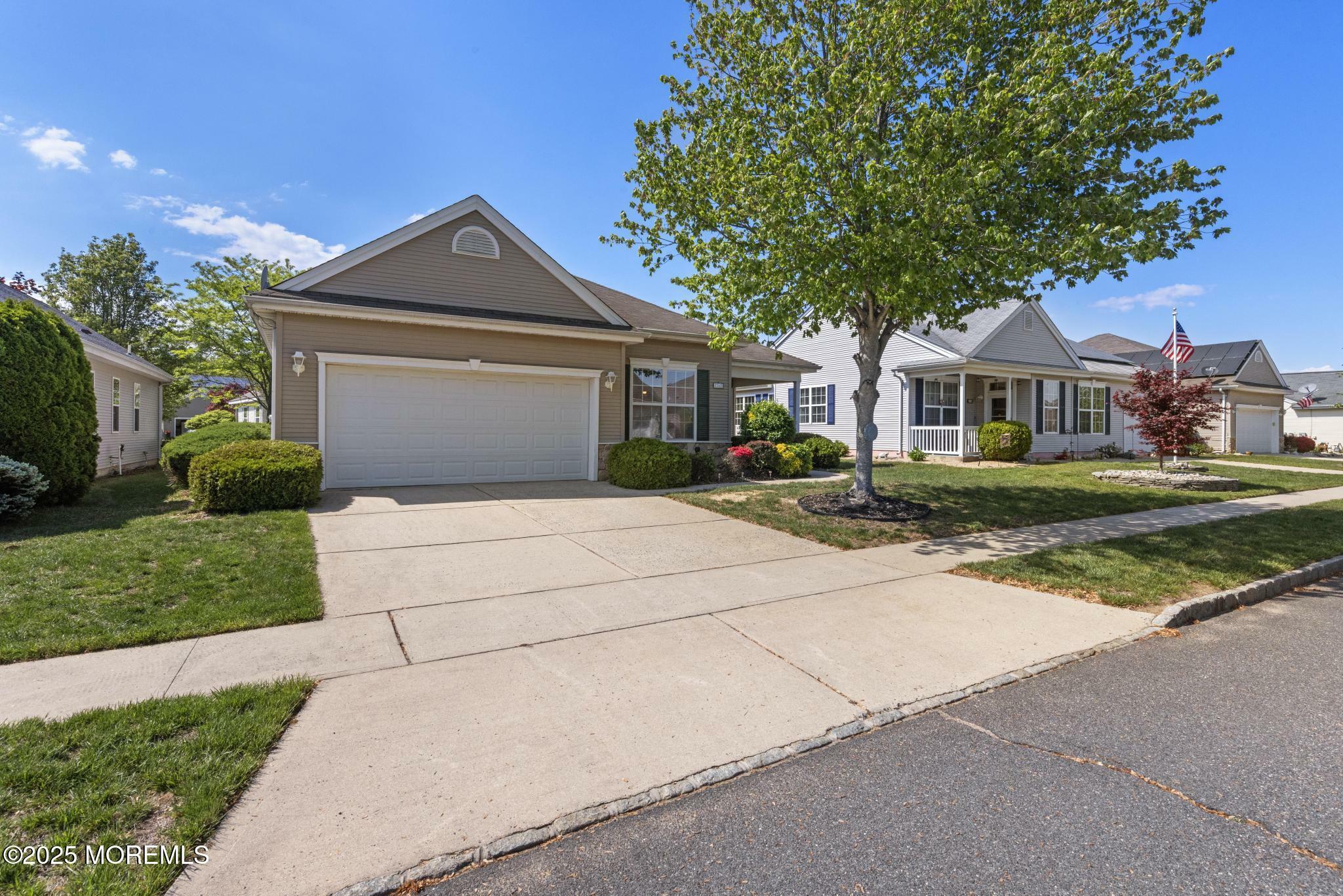 Property Photo:  26 Reef Lane  NJ 08087 