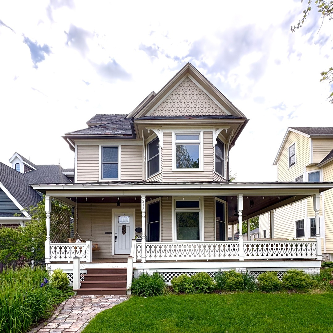 213 S Ashland Avenue  La Grange IL 60525 photo