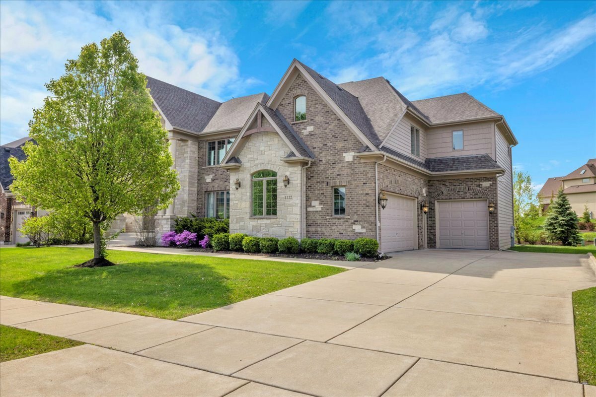 Property Photo: 4332 Winterberry Avenue IL 60564