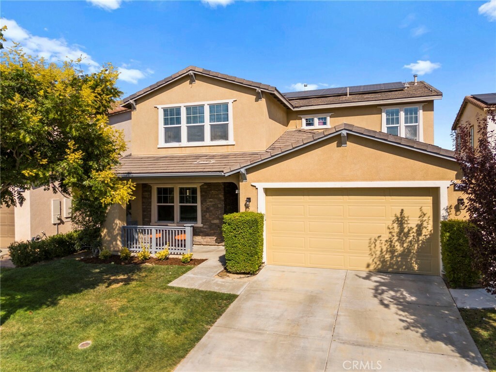 Property Photo:  45936 Camino Rubi  CA 92592 