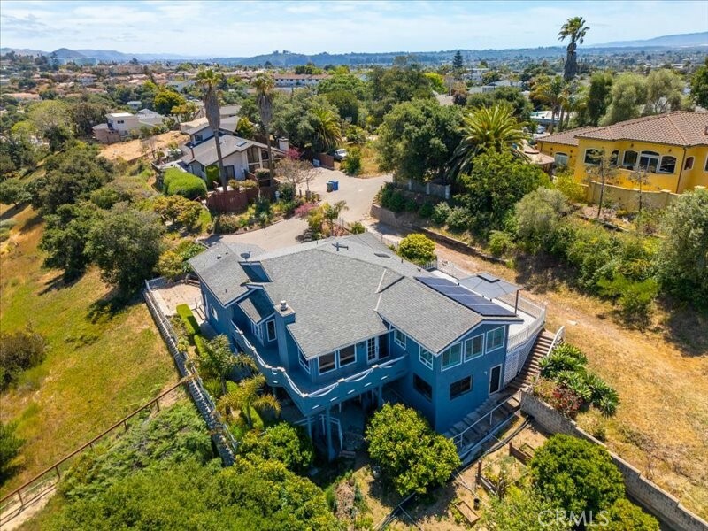 Property Photo: 1039 Ritchie Road CA 93433