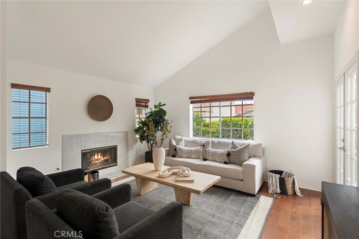 Property Photo: 2405 Marshallfield Lane B CA 90278