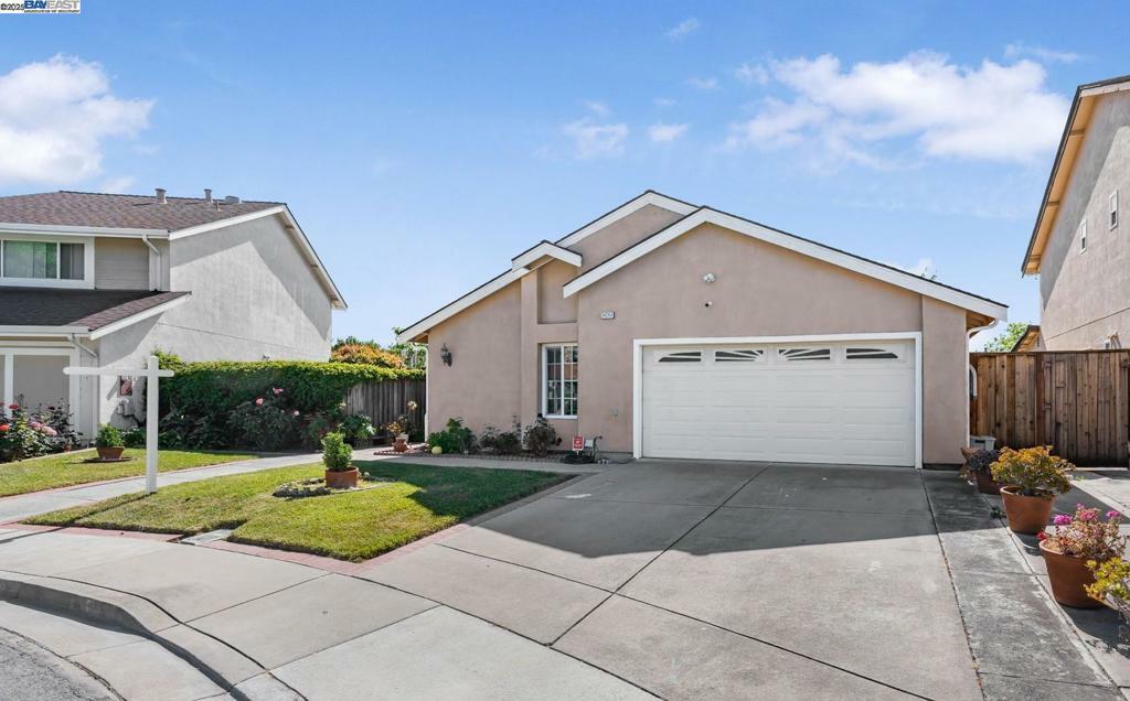 Property Photo:  34263 Lennox Ct  CA 94555 