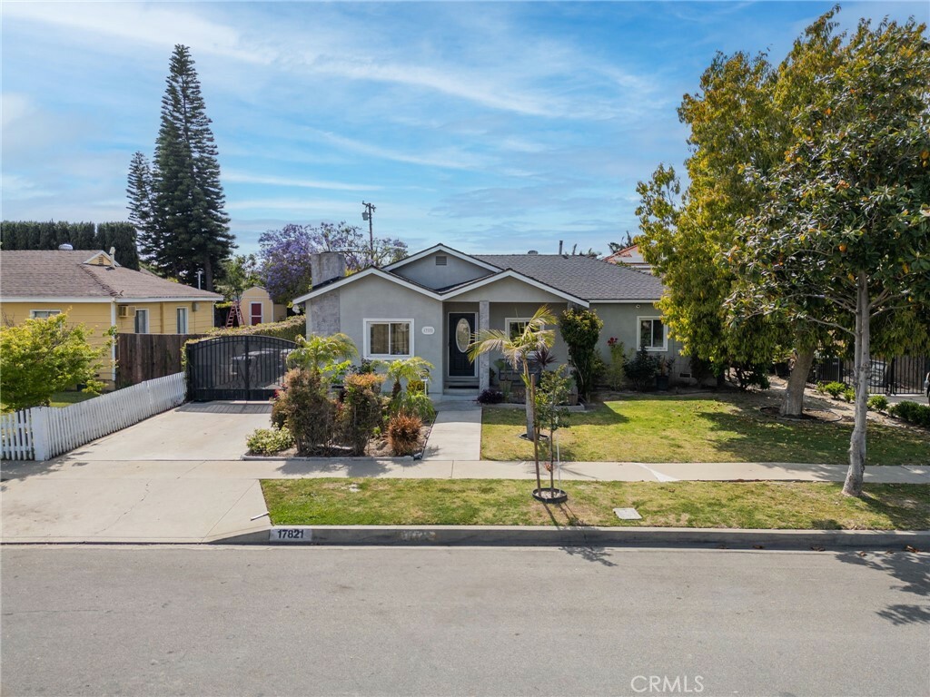 17821 Horst Avenue  Artesia CA 90701 photo