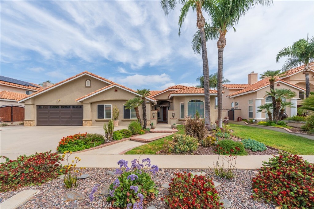 Property Photo: 751 Avenida Terrazo CA 92882