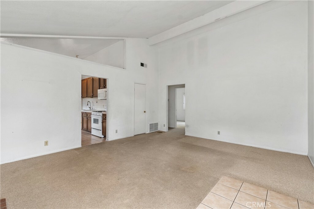 Property Photo: 28411 La Noche CA 92692