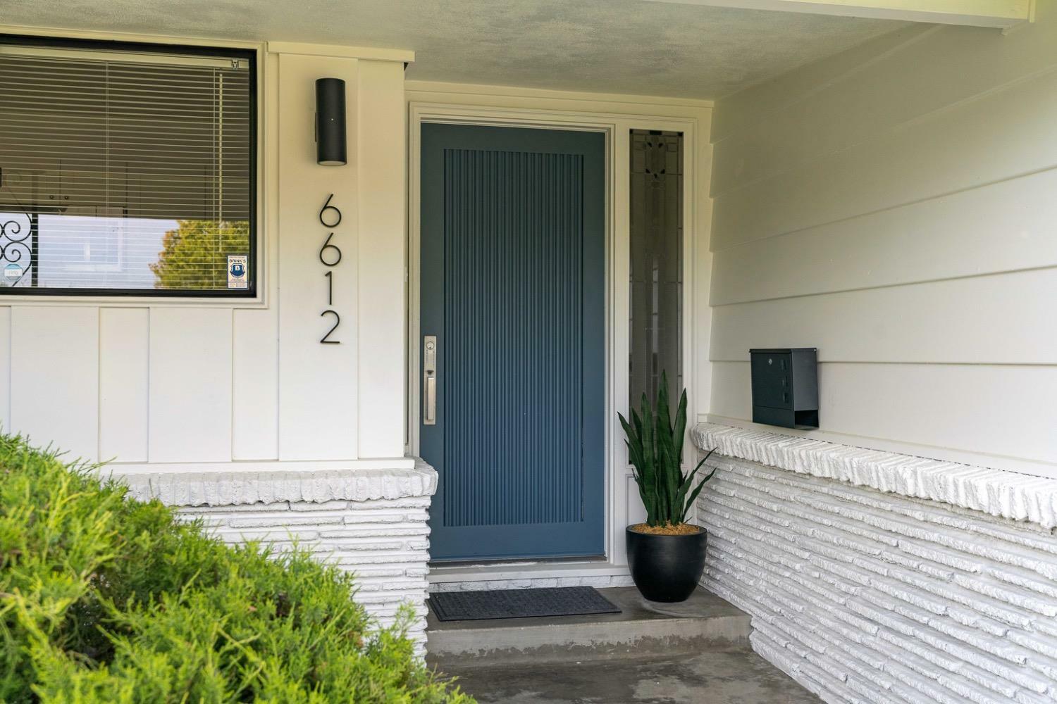 Property Photo: 6612 13th Street CA 95831