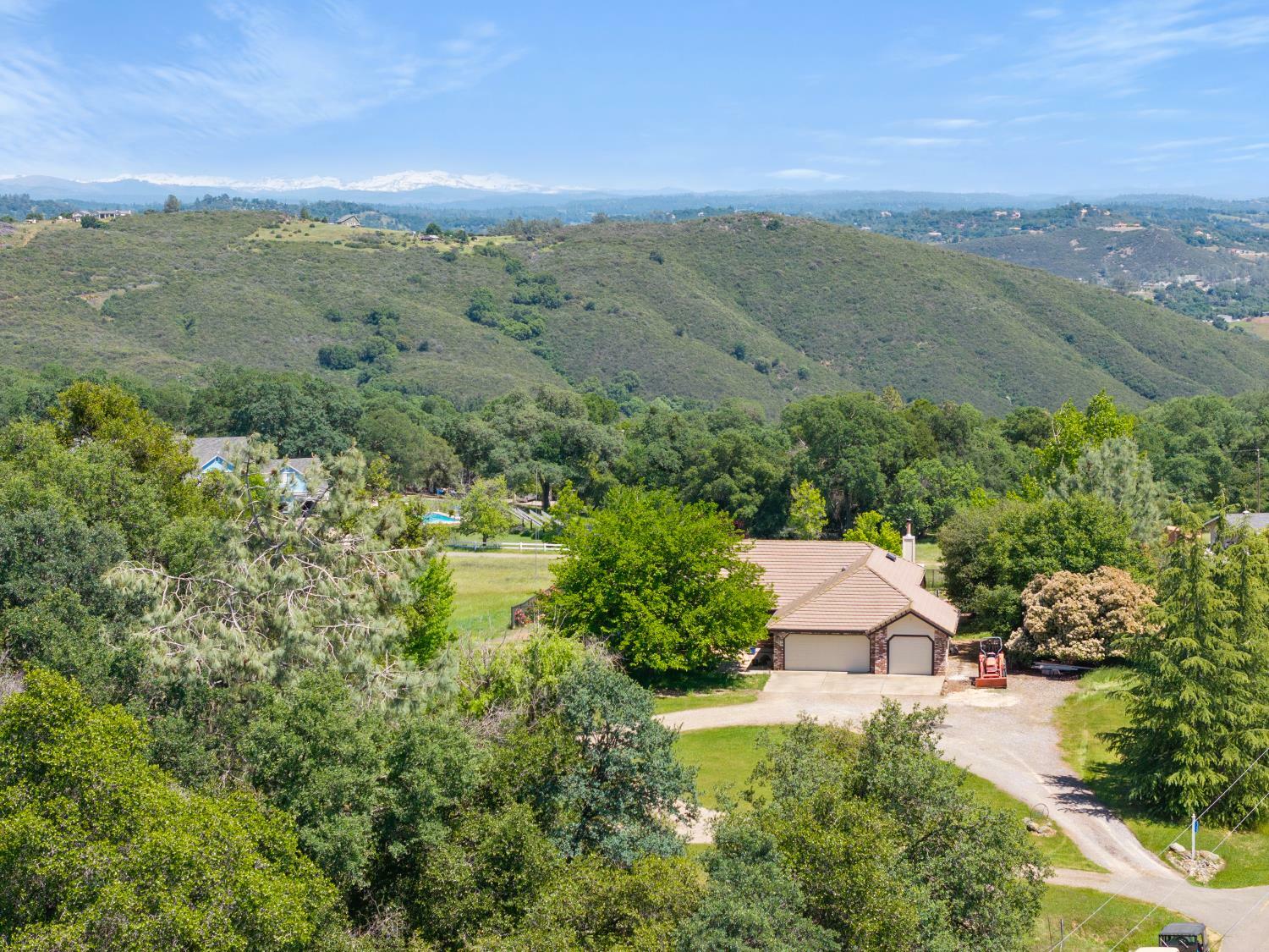 3150 Pinchem Creek Road  Rescue CA 95672 photo