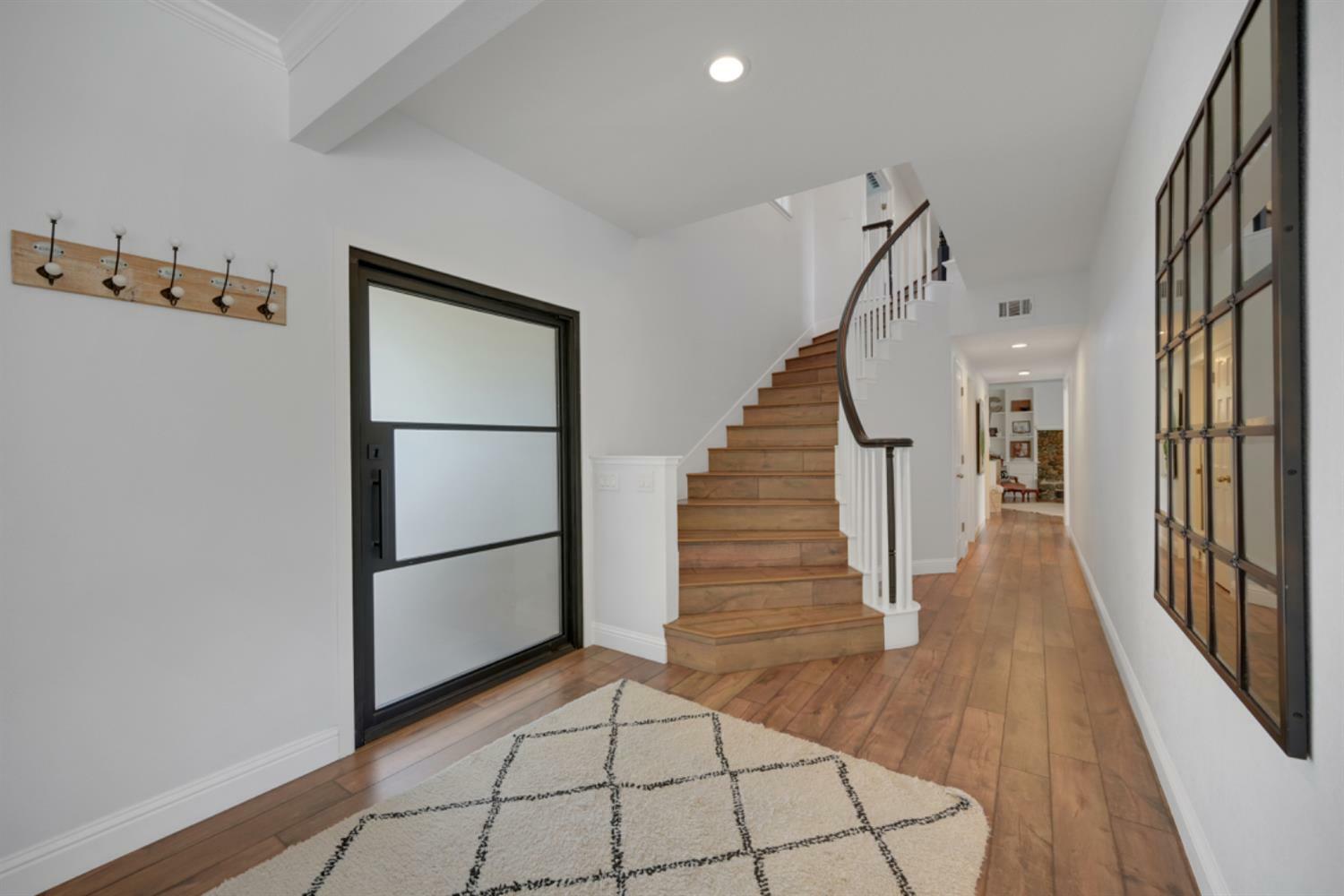 Property Photo: 109 Bermuda Court CA 95678
