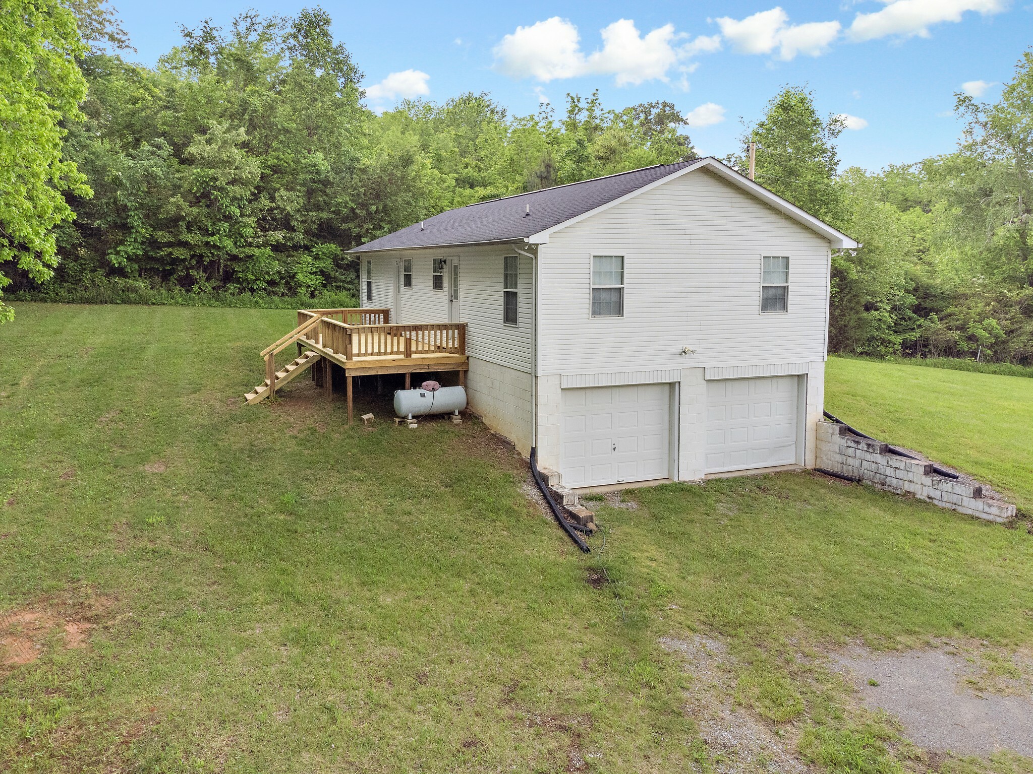 Property Photo: 1368 Pleasant Hill Rd TN 37352