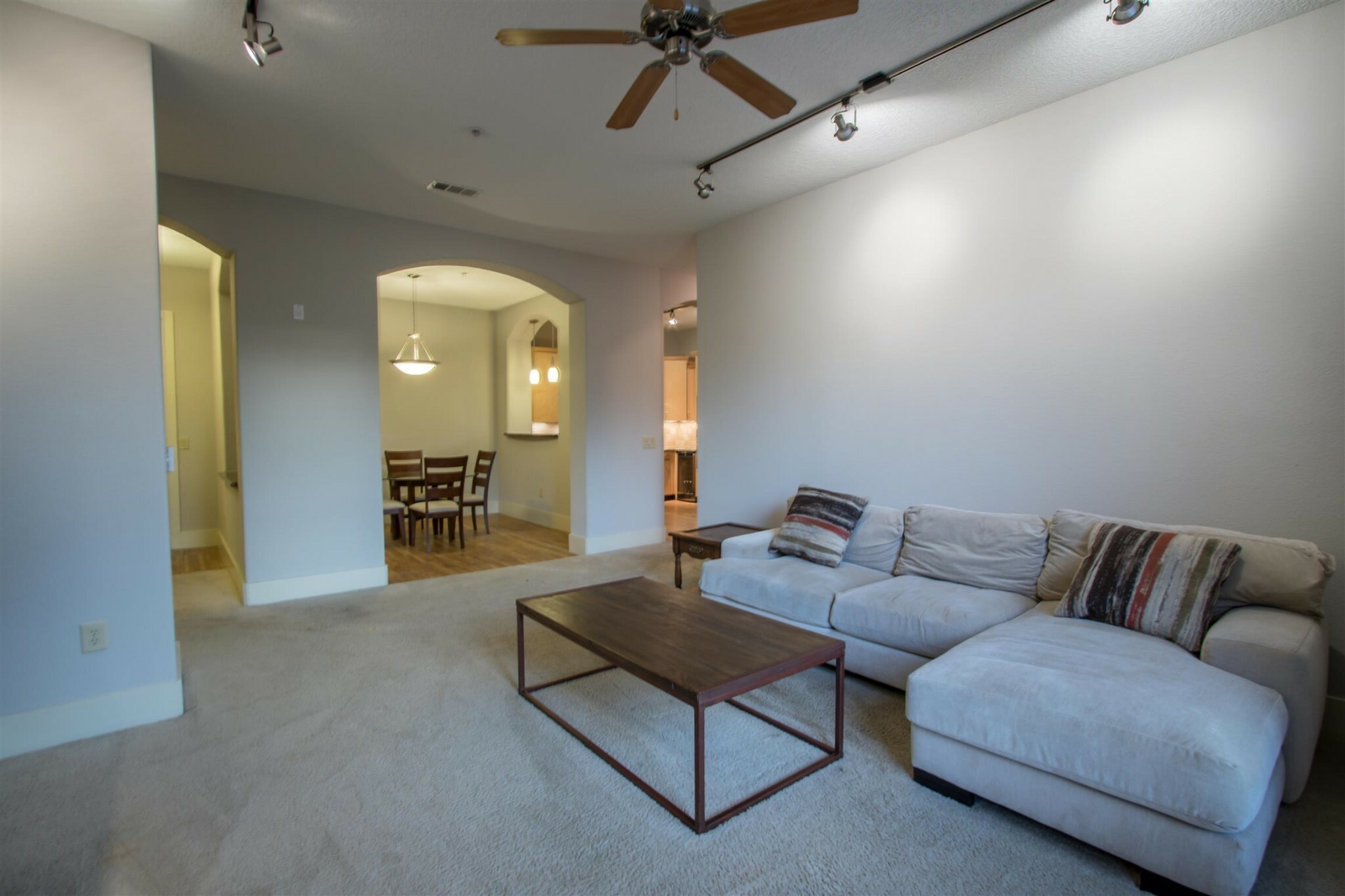 Property Photo: 2600 Hillsboro Pike Apt 312 TN 37212