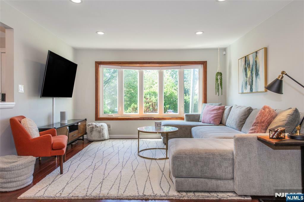 Property Photo: 27 Elmbrook Place NJ 07003