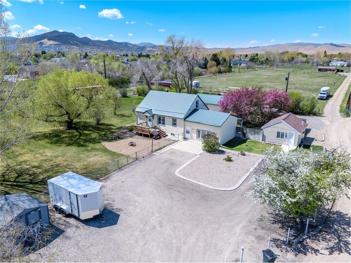 4324 N Montana Avenue  Helena MT 59602 photo