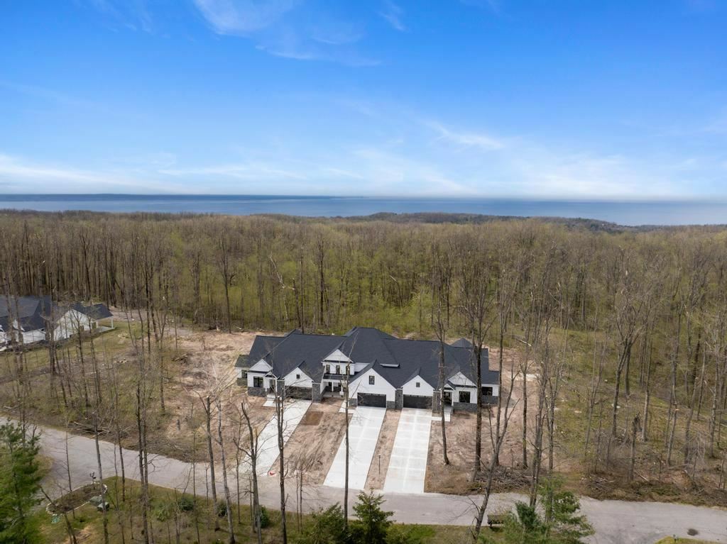 Property Photo: 809 Fairways MI 49740