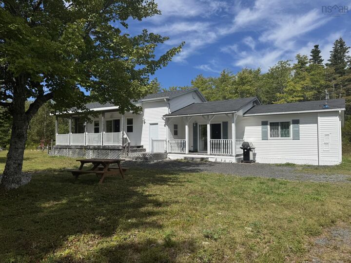 87 Somerset Drive — photo 1