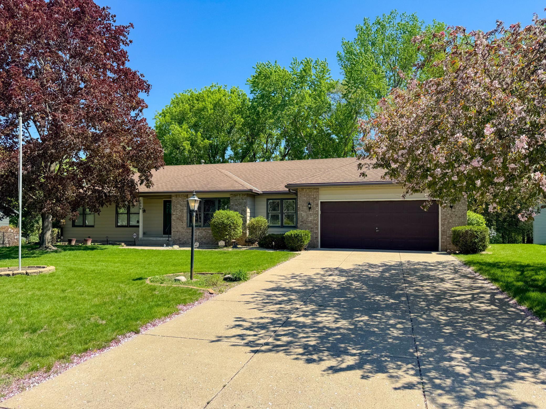 1626 Diane Road  Mendota Heights MN 55118 photo