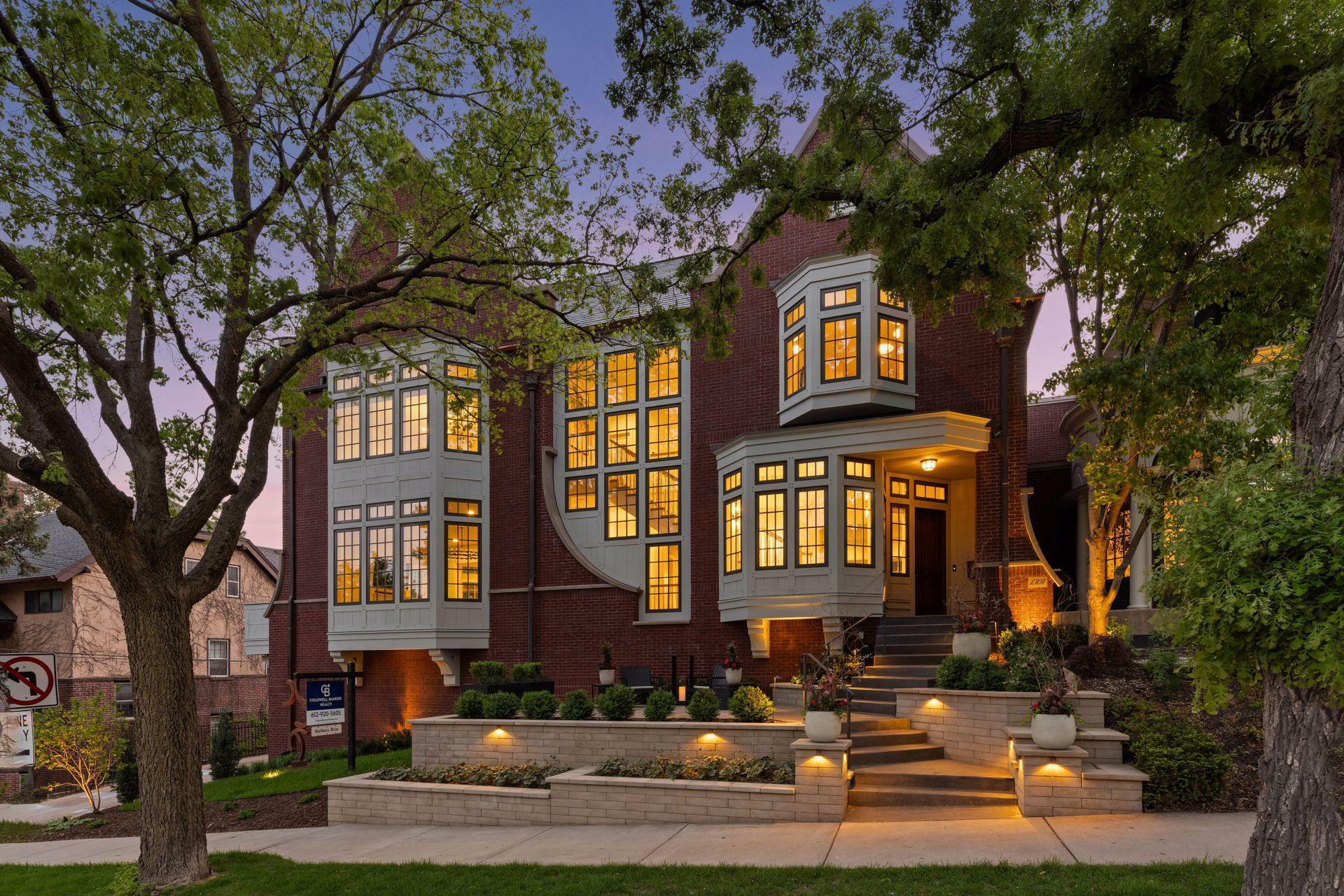 Property Photo: 1301 Mount Curve Avenue MN 55403