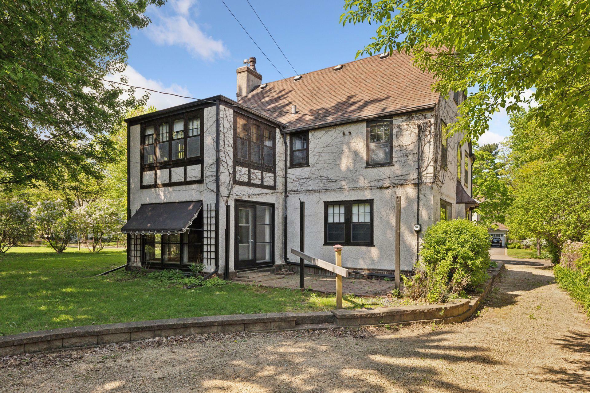 Property Photo: 146 Amherst Street MN 55105