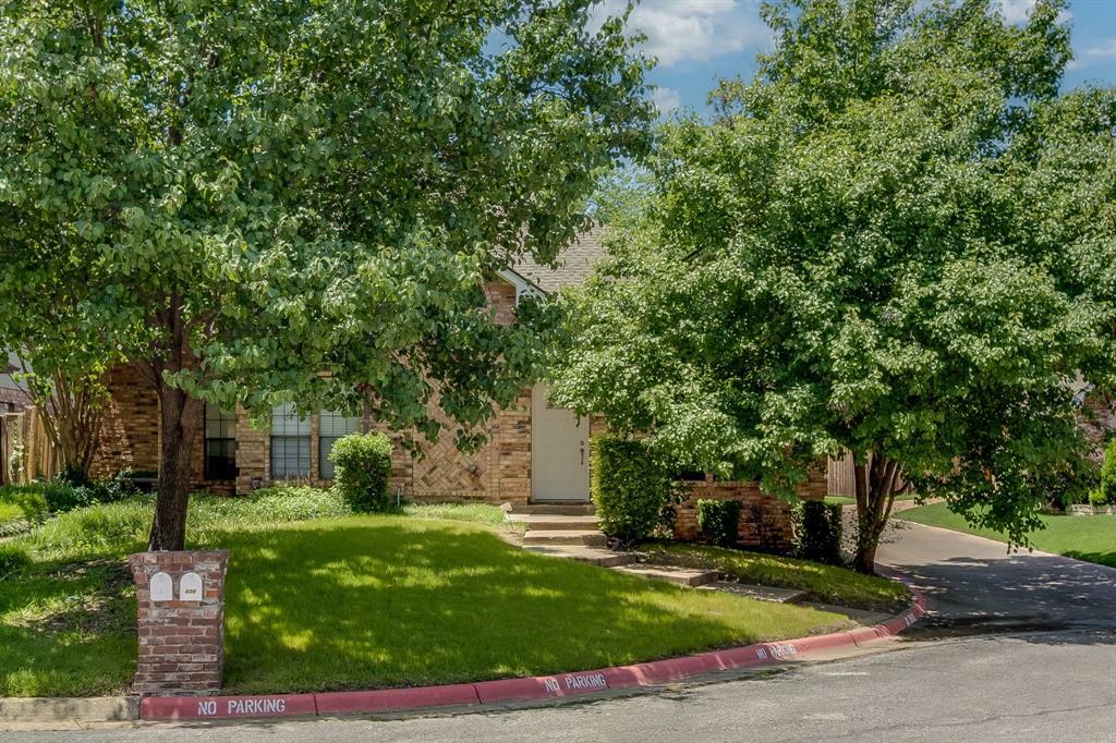 Property Photo: 626 Lochngreen Trail TX 76012