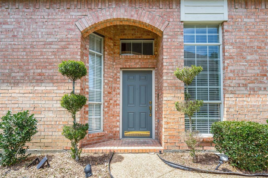 Property Photo: 3933 Creek Crossing Drive TX 75093