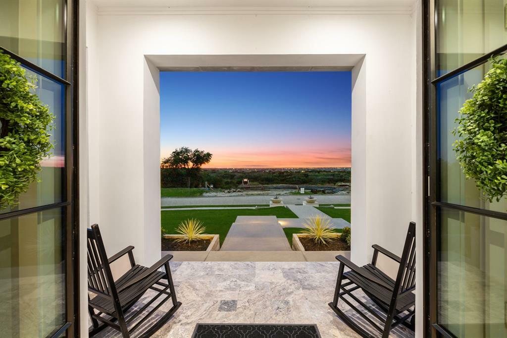 Property Photo: 3925 Balfour Court TX 75034