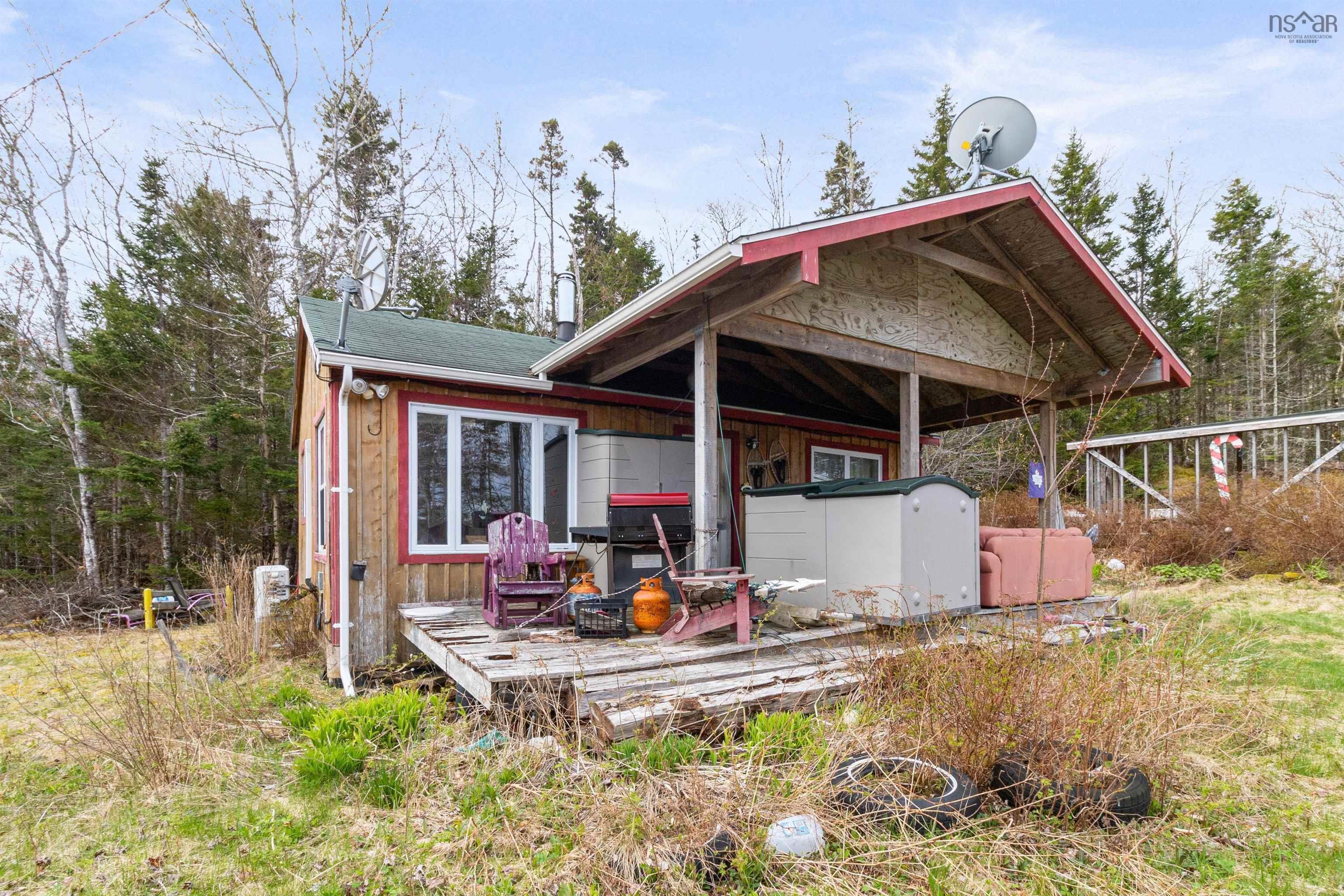 Property Photo: 832 Upper Lakeville Road NS B0J 2L0